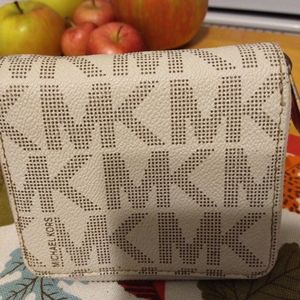 MK  small Wallet